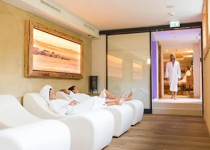 & Post ホテル ゼー